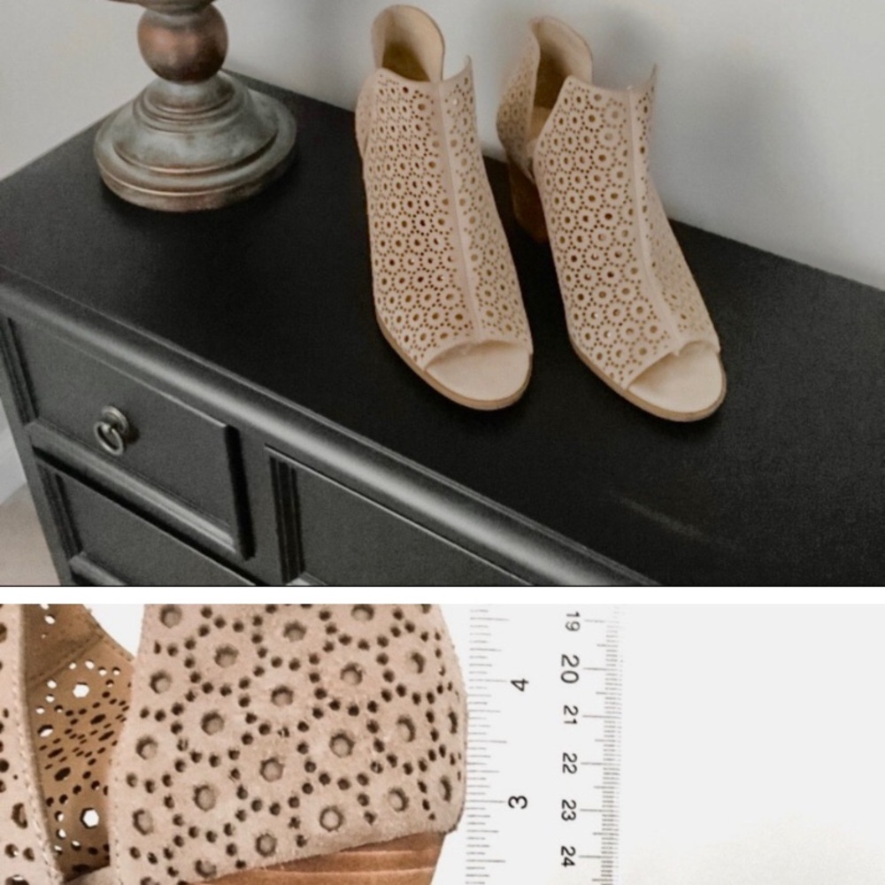 *NEW* open-toe booties by Crown & Ivy - Picture 3 of 6